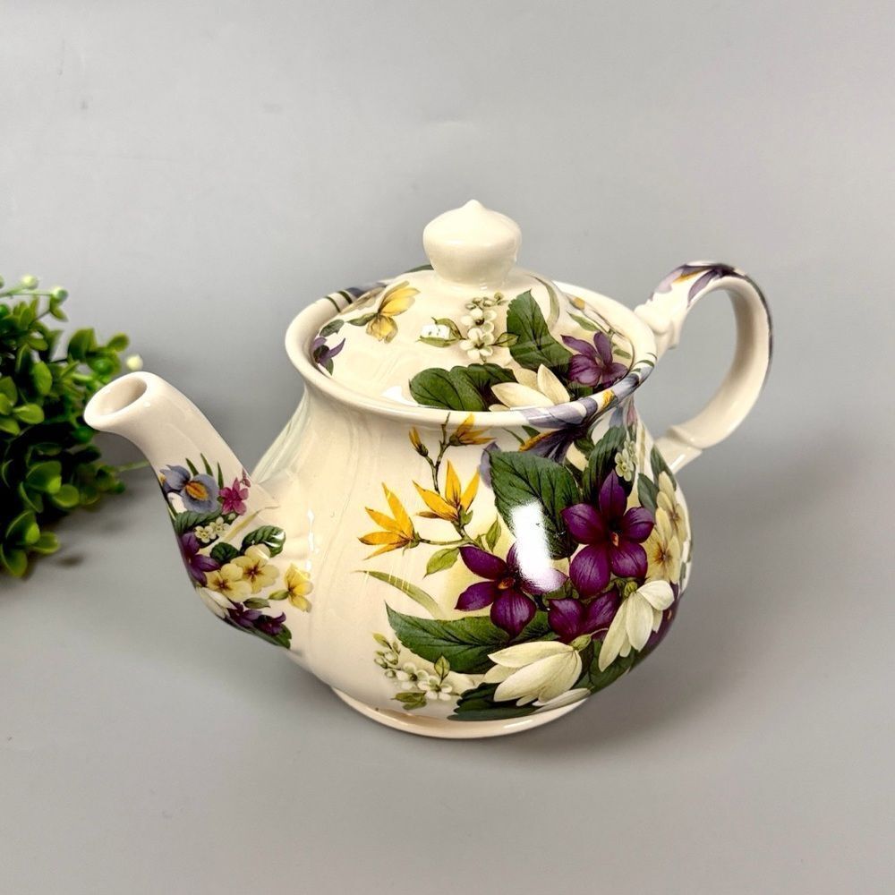 Sadler Duchess Pattern Teapot England Porcelain Violets Flowers 32oz Vintage